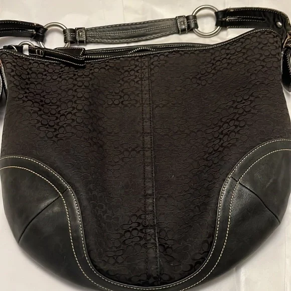 Authentic vintage Coach bag in good condition L0401461 - Picture 2 of 16